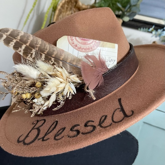 Meet your Posher, Kimberly - Picture 7 of 13